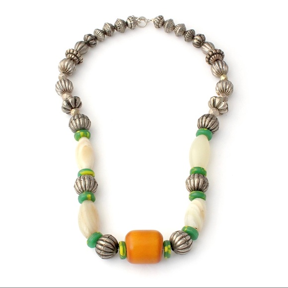 Vintage African Amber & Banded Agate Trade Bead Necklace Green Glass Silver Tone - Picture 2 of 6